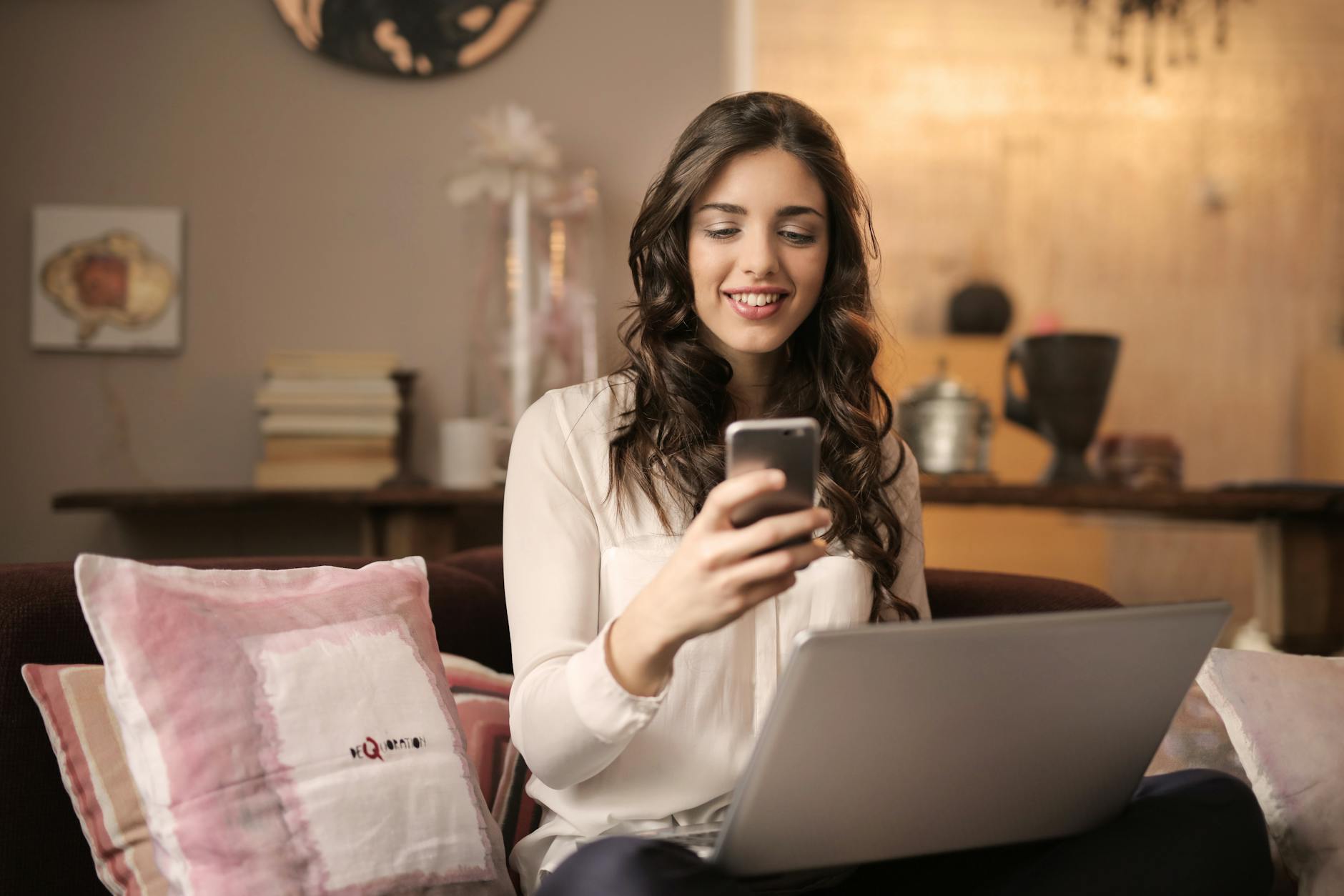 Top 20 Must-Have Trending Products to Buy Online in 2025