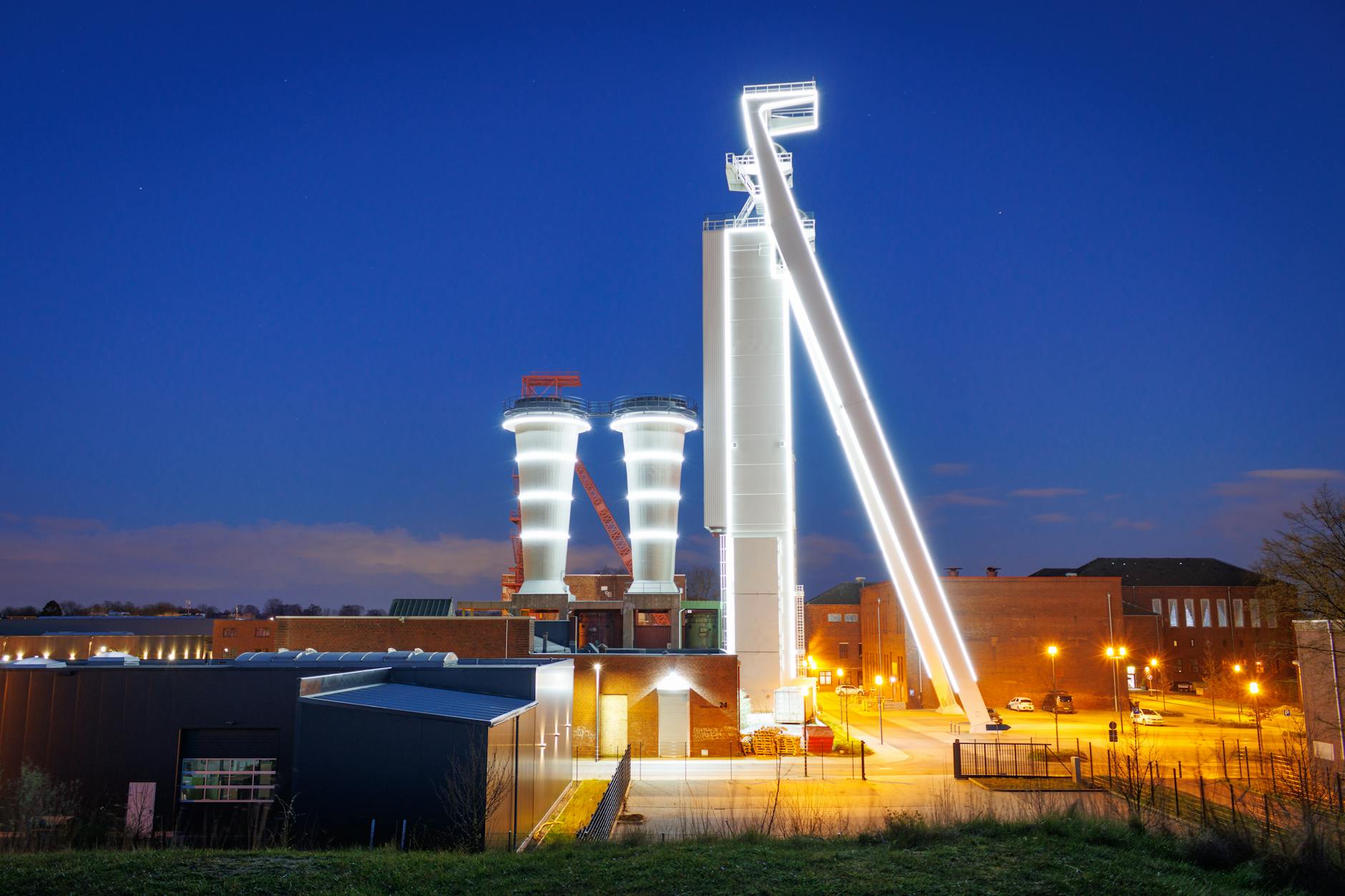 10 Modern Home Lighting Ideas That Instantly Upgrade Your Space in 2025